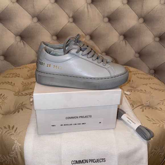 Common projects toddler low top sneaker - Picture 6 of 6
